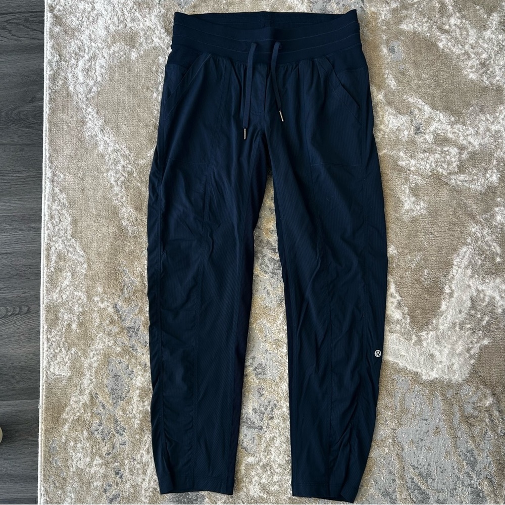 Lululemon Dance Studio Mid-Rise Pant Full Length - Size 8 Navy Blue